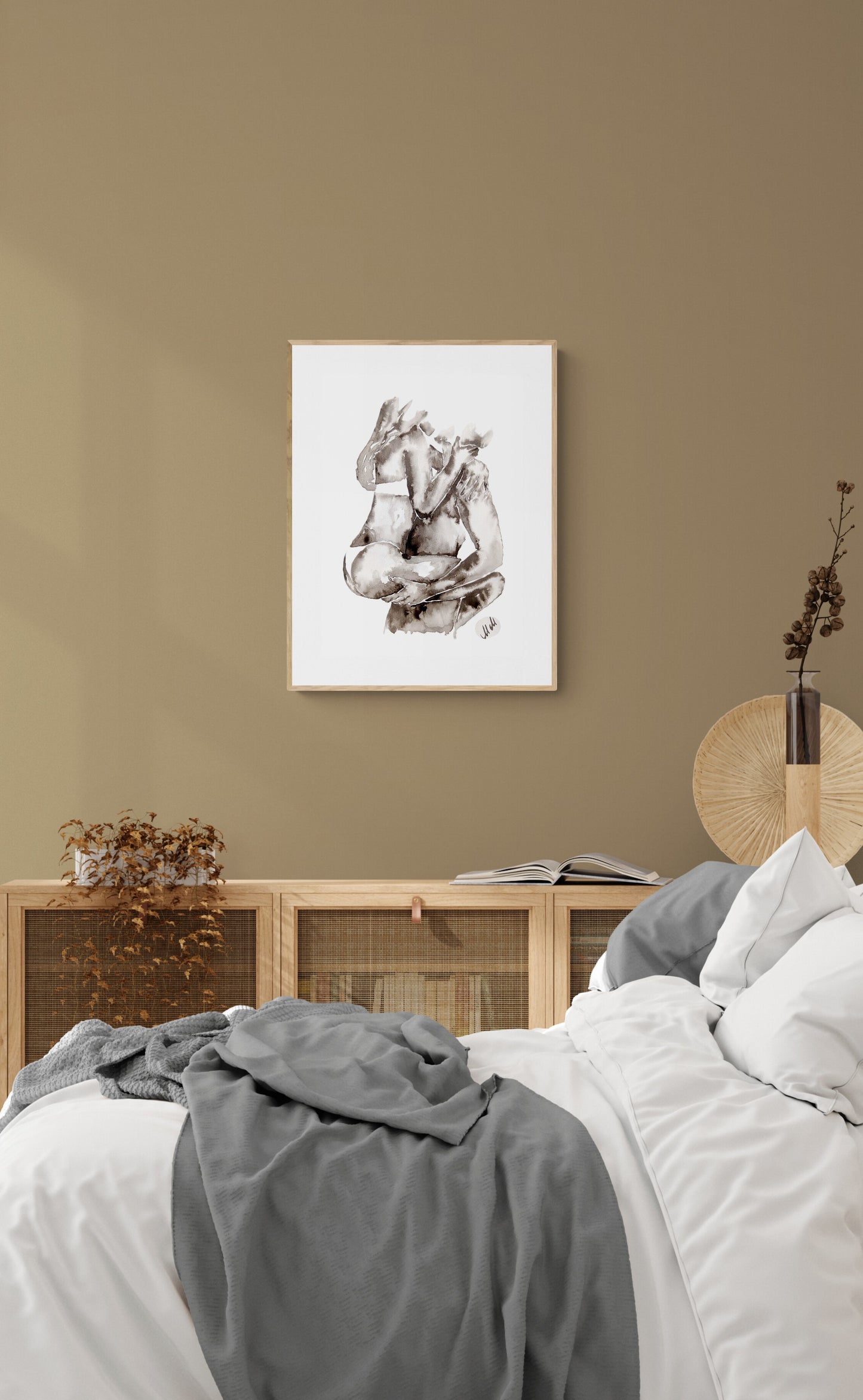 Original black and white ink wall art. Minimalist couple painting capturing love and intimacy. Elegant erotic/romantic artwork, perfect for bedroom decor, bathroom painting or a romantic gift for lover or partner