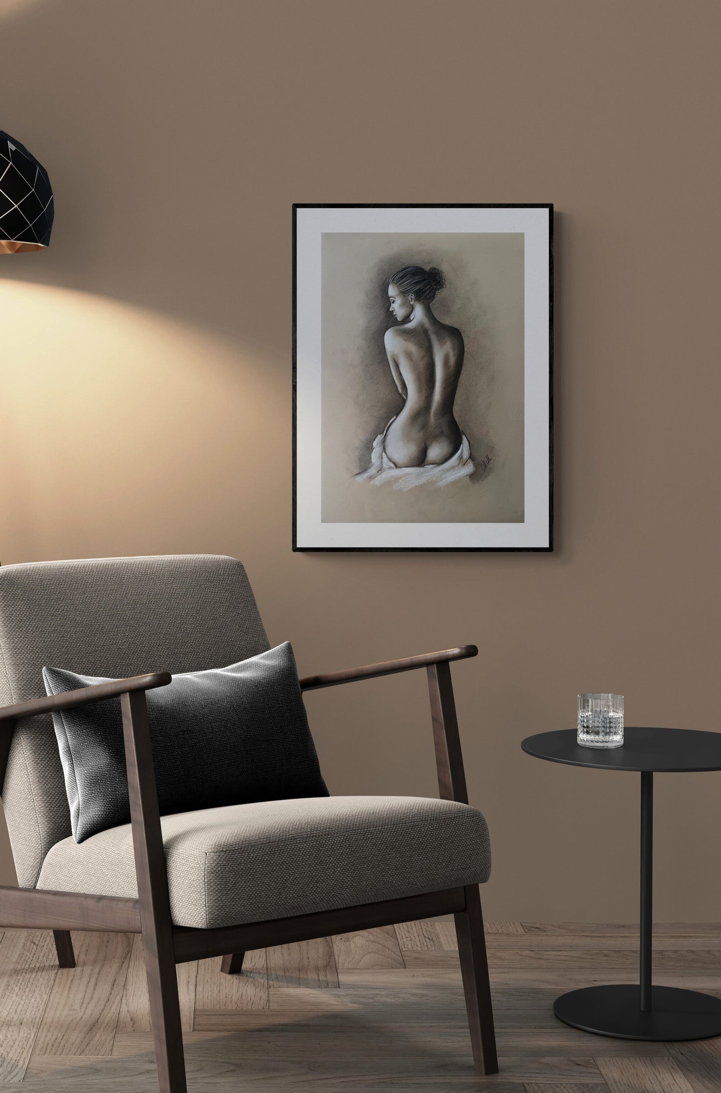 This intimate and elegant charcoal figure drawing captures the delicate balance between sensuality and subtlety. A celebration of feminine beauty, it brings a touch of romance and mystery to any space.
Perfect for above-bed decor, it creates a warm, inviting atmosphere, just enough seductive yet gracefully understated.
Each stroke of charcoal on recycled beige art paper highlights the soft curves and expressive form, making this nude woman artwork a timeless piece.