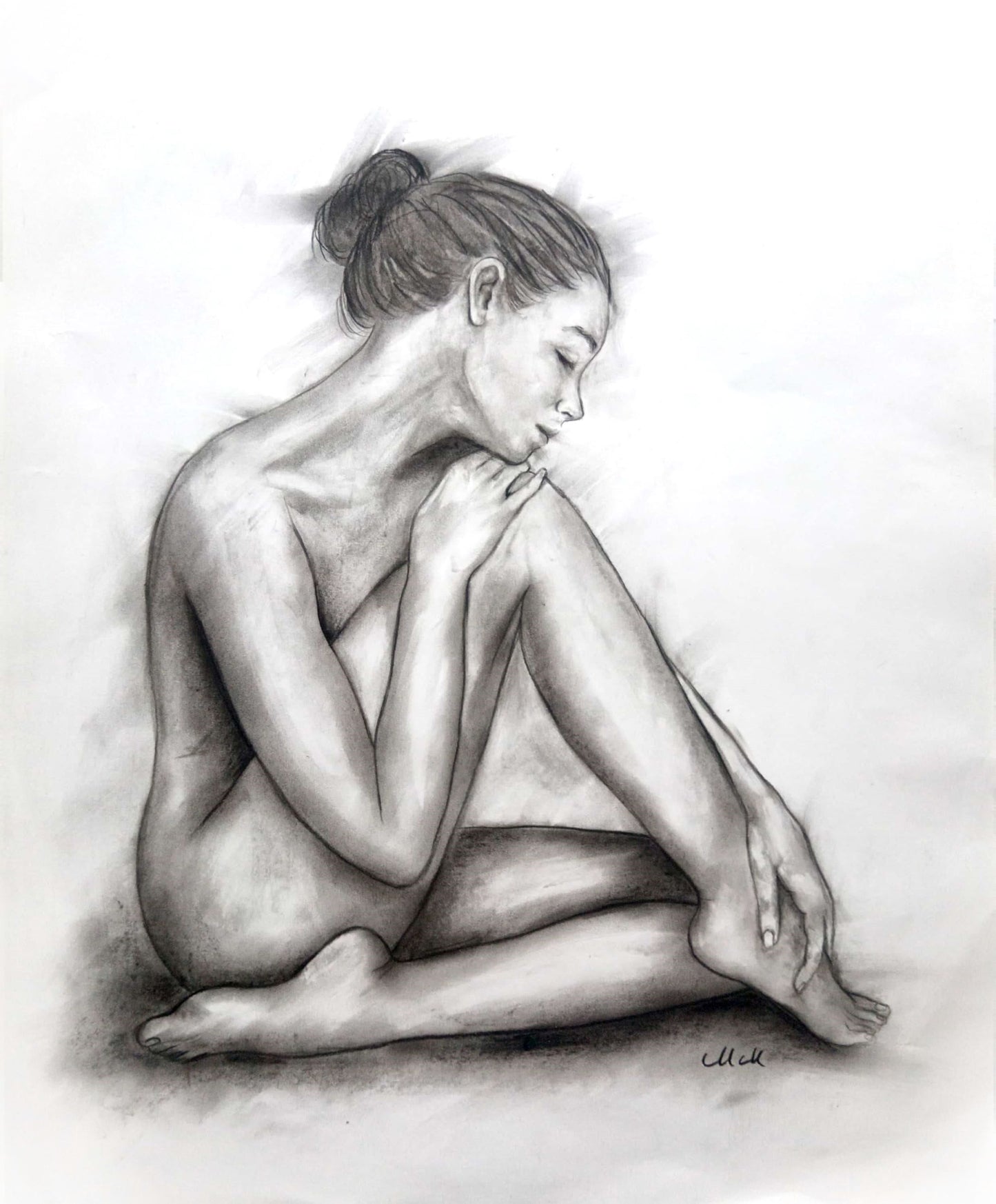 Pencil drawing of a nude woman sitting with her legs crossed on a light background