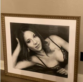 Feminine Elegance -  Charcoal portrait and figure drawing 
Hand-drawn female - be utiful charcoal artwork.