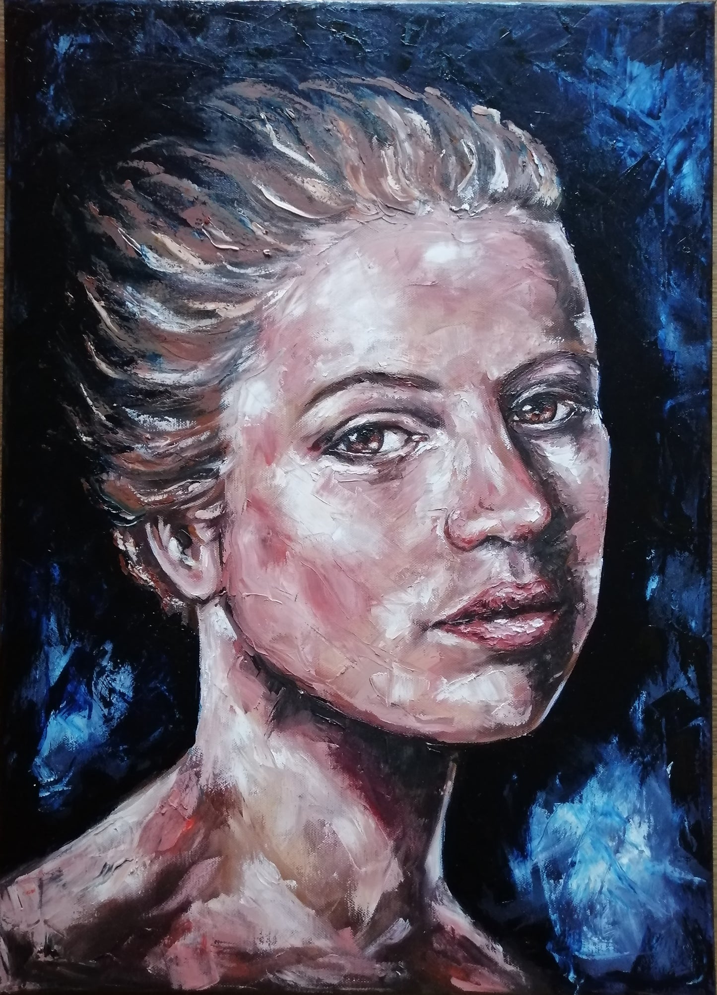 Colorful Impasto Portrait – Original textured Oil Painting

This striking impasto portrait of a woman is a vibrant and expressive piece of original handmade art. Created with palette knife and rich, textured oil paint, this colorful portrait painting brings depth and emotion to any space.

Portraiture Size: 50 cm x 70 cm (20" x 28")