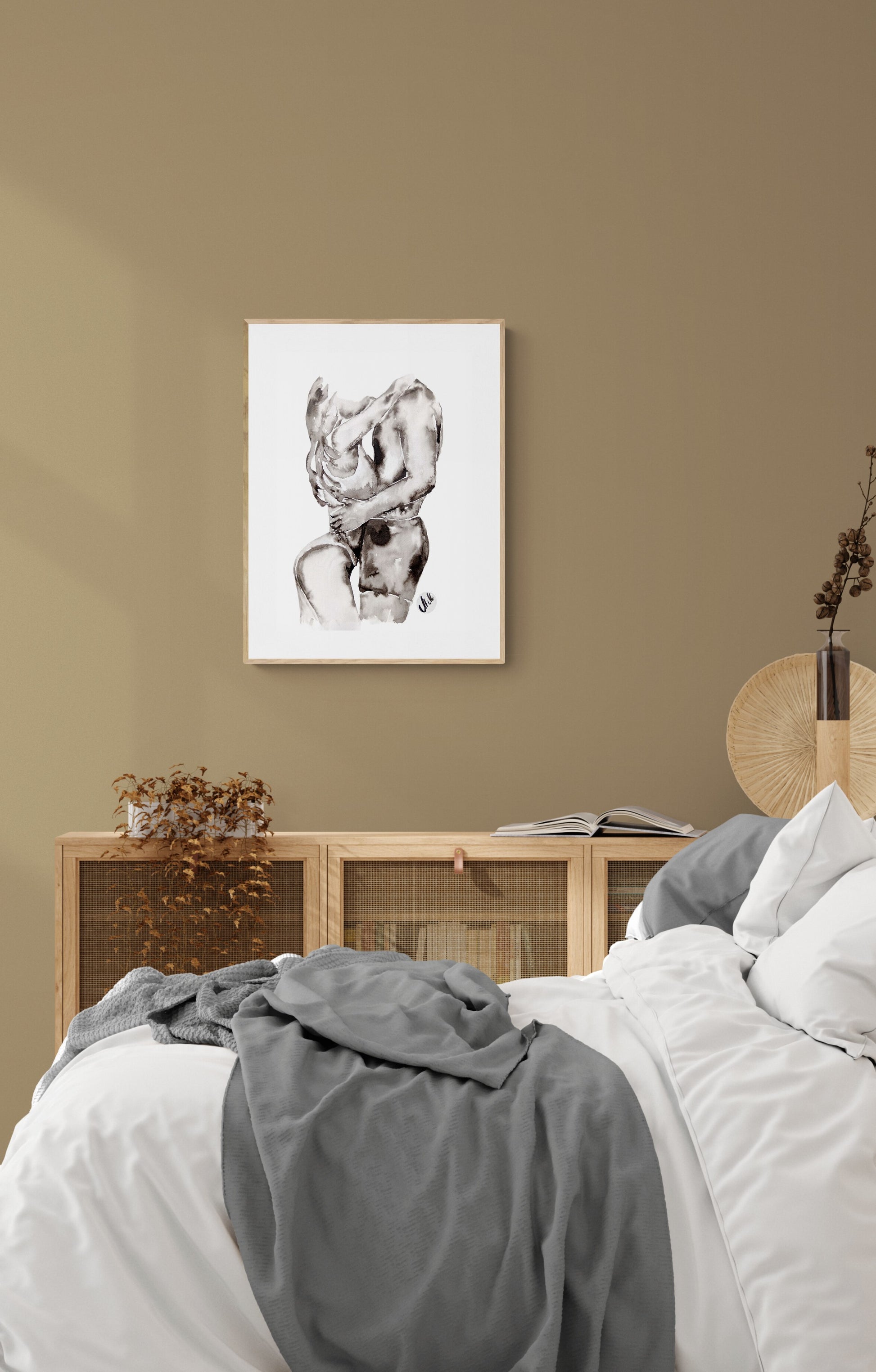 Original black and white ink wall art. Minimalist couple painting capturing love and intimacy. Elegant erotic/romantic artwork, perfect for bedroom decor, bathroom painting or a romantic gift for lover or partner