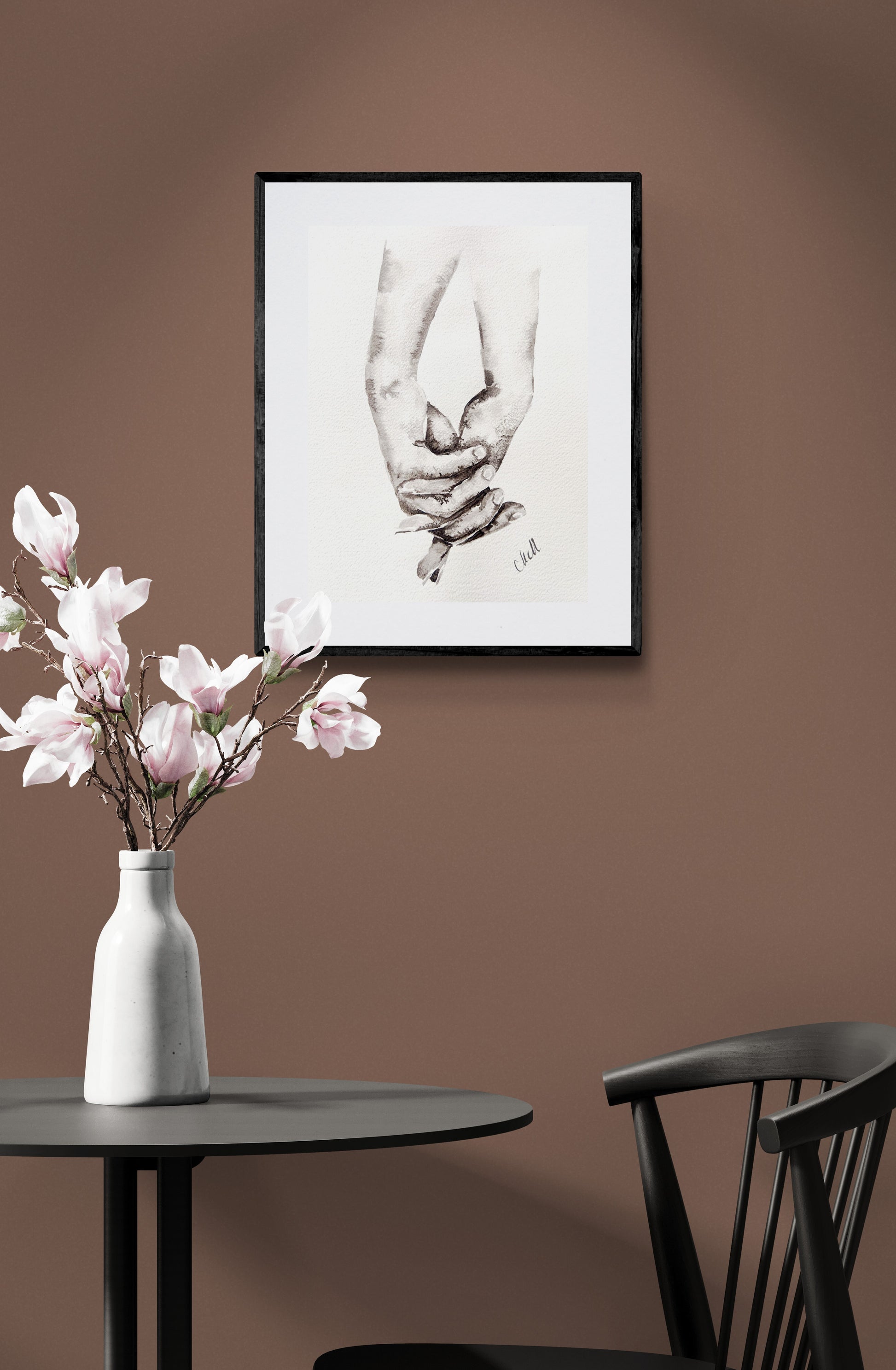 Lovers Holding Hands – Minimalist wall art - Ink Painting

This black and white wall art is a beautiful minimalist art, perfect for a modern home, Scandinavian-style space, or boho home.

Its timeless simple design makes it a versatile addition to any room: bedroom, dining room, living room and including a home office or hallway.

Ideal as a thoughtful gift for lovers, young families, or as family home wall art, it brings a sense of love and unity to any space.